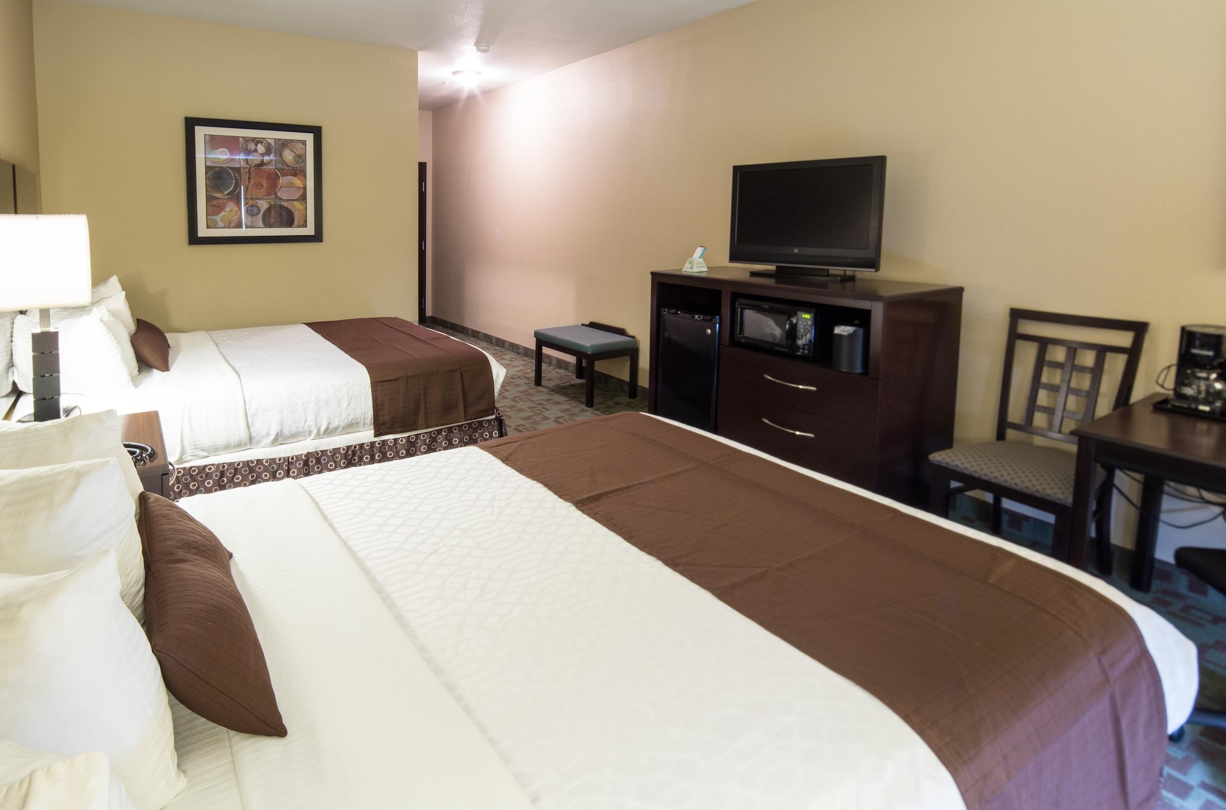 Best Western Plus Eastgate Inn & Suites Wichita Bagian luar foto