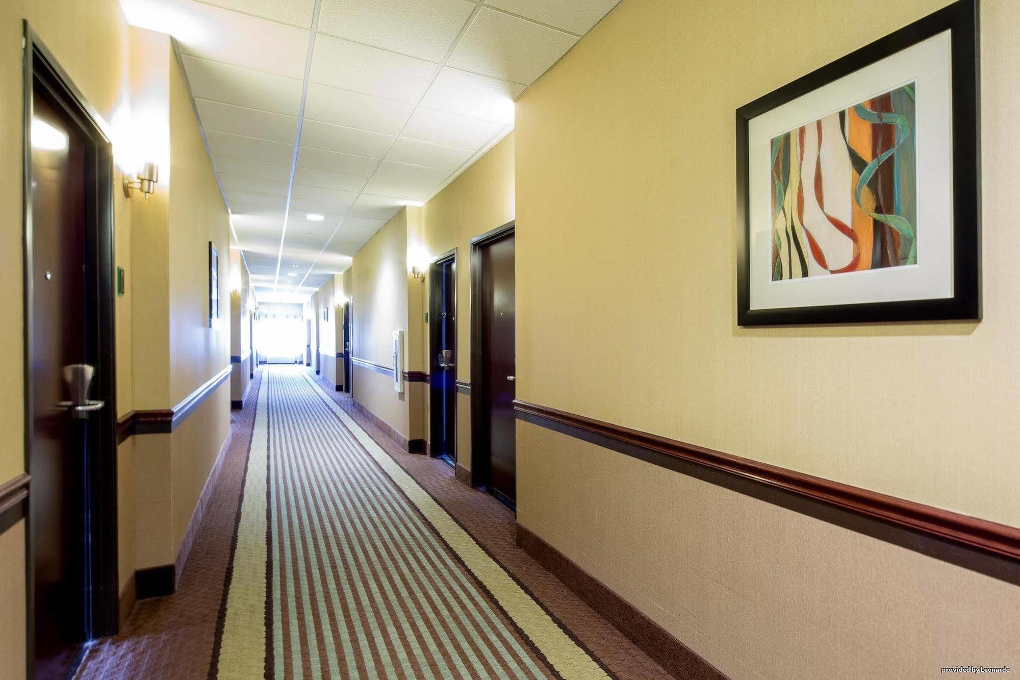 Best Western Plus Eastgate Inn & Suites Wichita Bagian luar foto